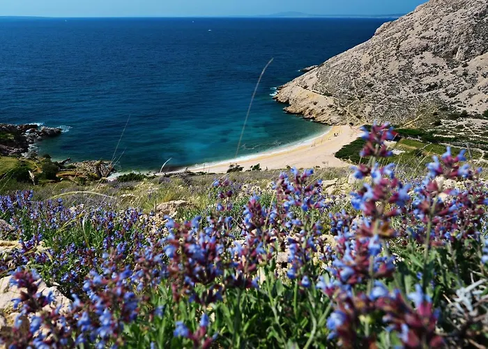 Mar - 50m To The Villa *