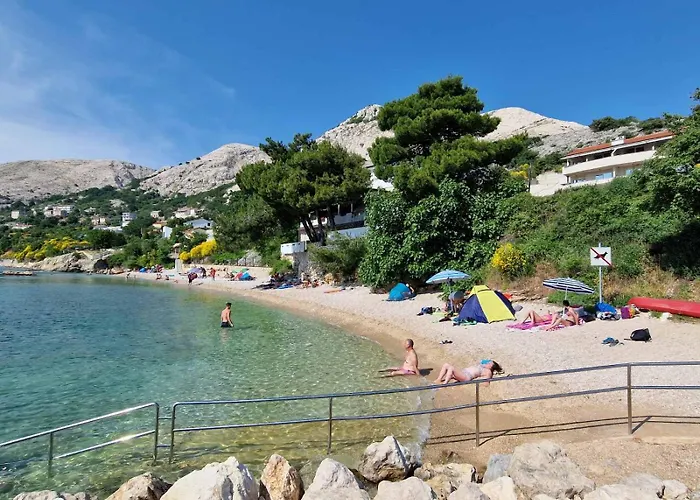 Mar - 50m To The Villa
